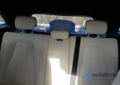 2021 Mercedes-Benz Gla 250 4Matic z USA, uszkodzony, nr VIN W1N4N4HB9MJ136085